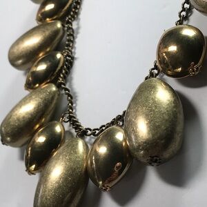 Elegant Gold Statement Necklace